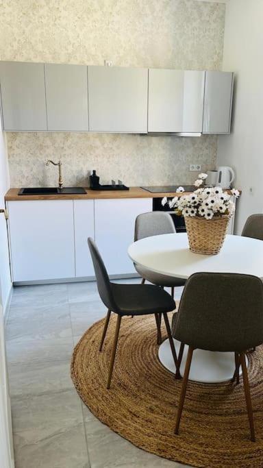 Modernes Design Apartment Вена Экстерьер фото